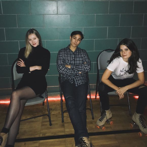 Meet your Posher, George - Picture 1 of 1